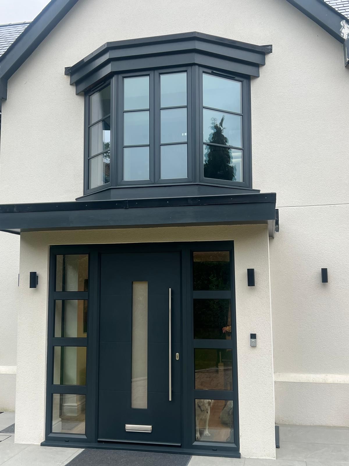 Origin OW80 in anthracite grey.