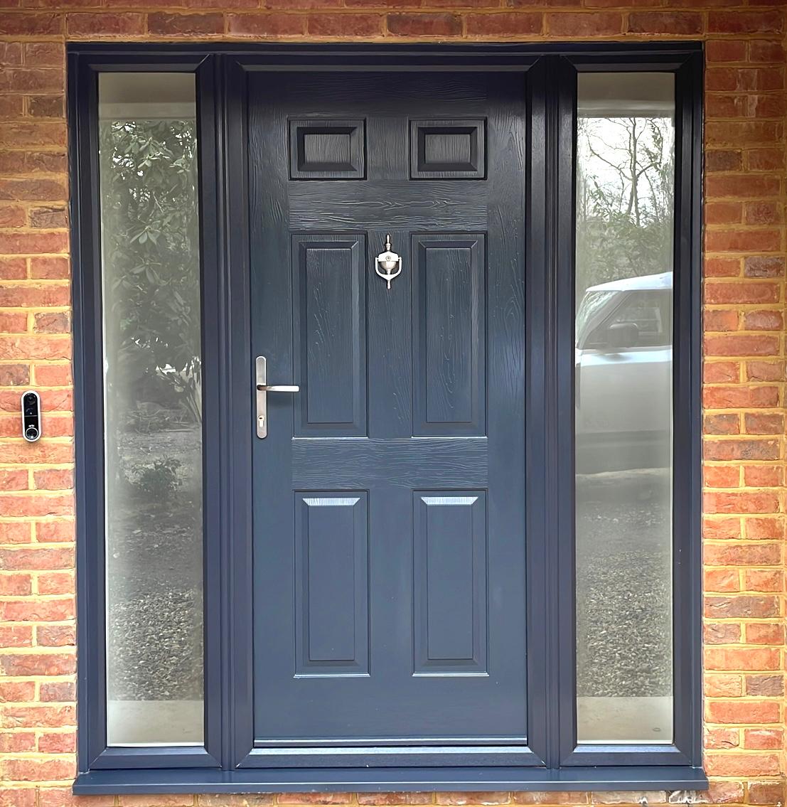 Solidor “Tenby 2” in anthracite grey