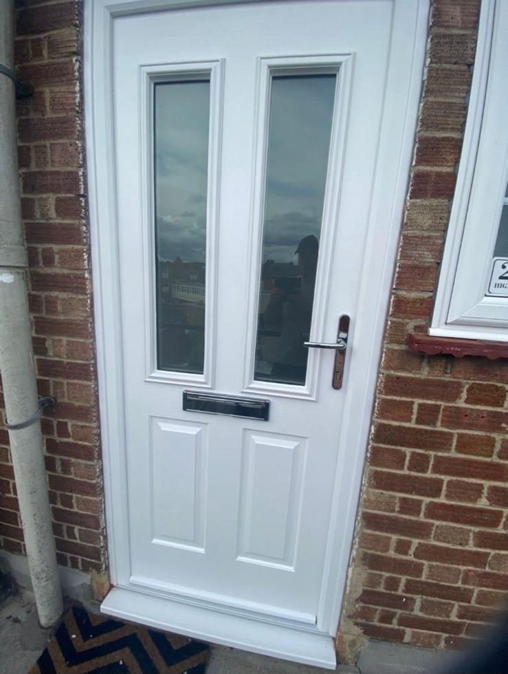 Solidor “Ludlow 2” in white.